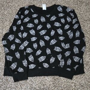 No Boundaries Black and White Owl Sweater